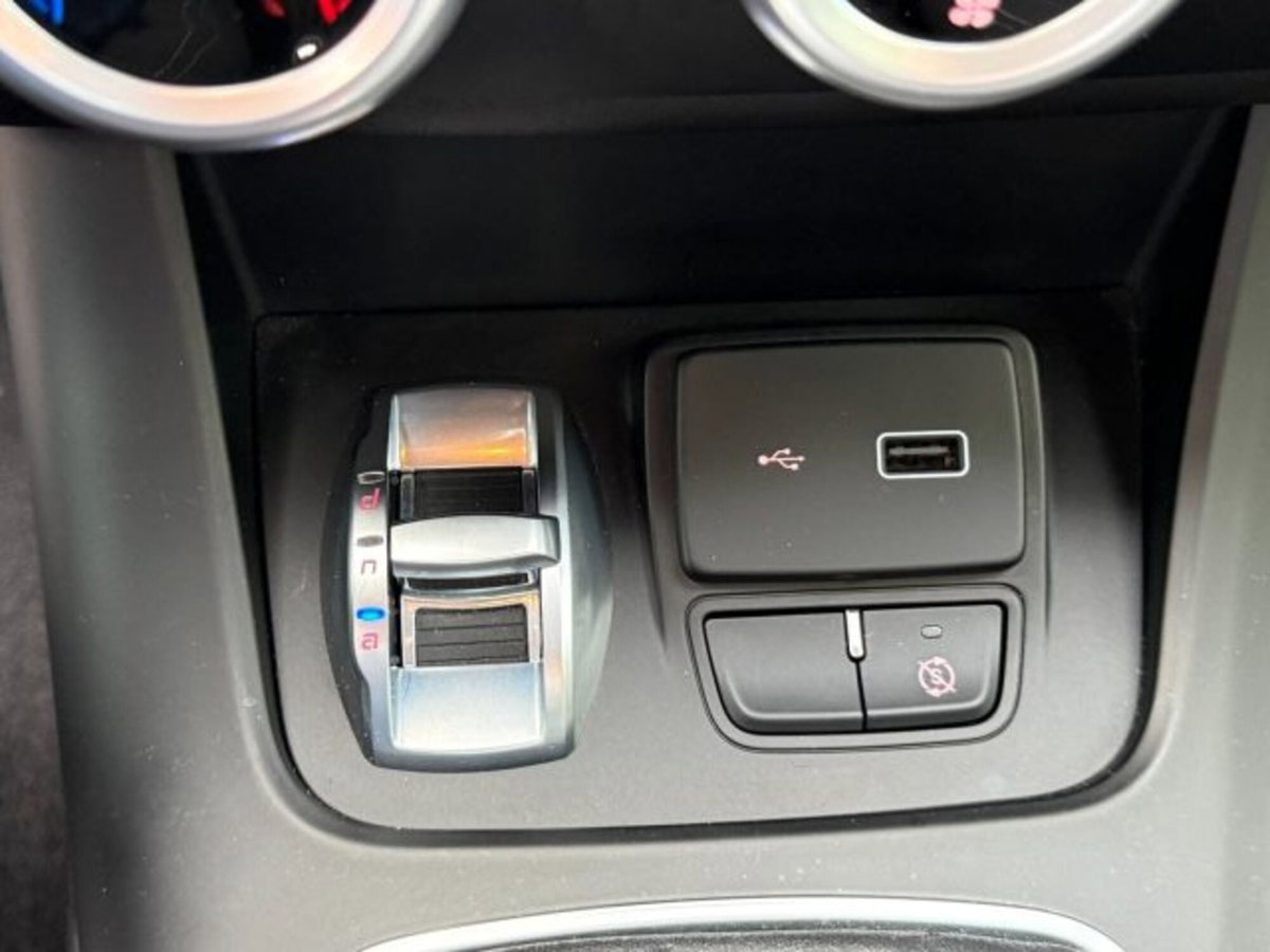 Alfa Romeo Giulietta 1.6 JTDm Sport 120cv (18)