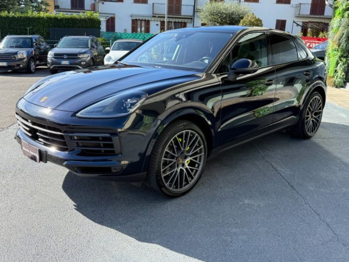 Porsche Cayenne Coupé 3.0 V6 E-Hybrid Platinum Edition (3)