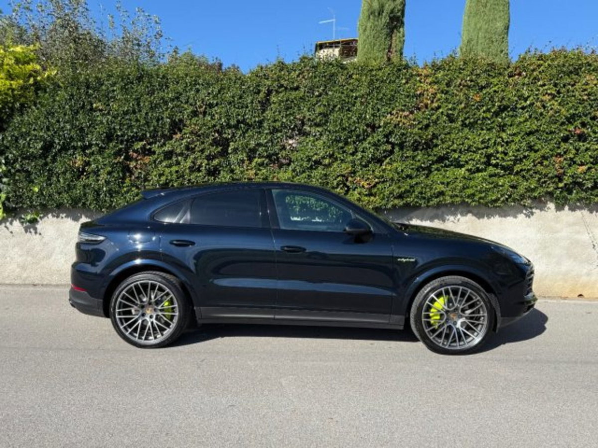 Porsche Cayenne Coupé 3.0 V6 Platinum Edition (5)
