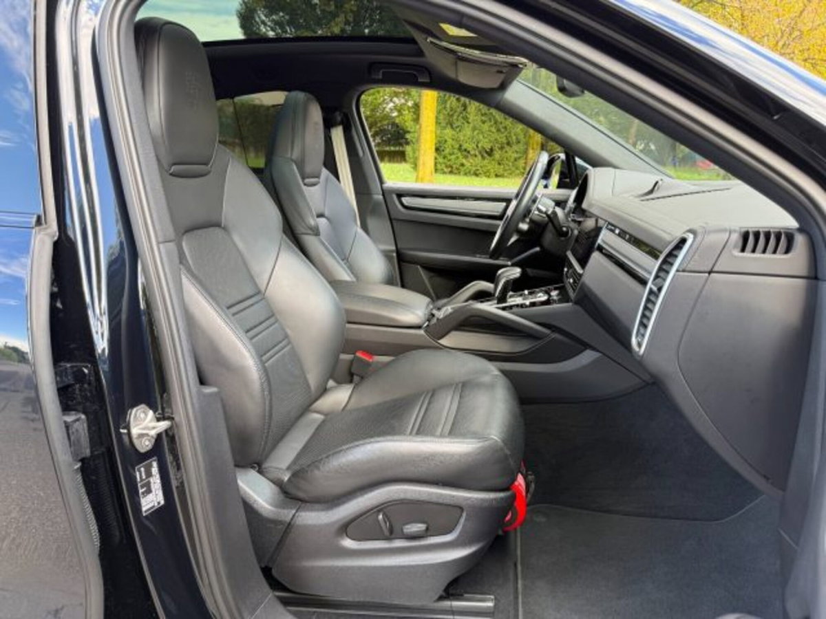 Porsche Cayenne Coupé 3.0 V6 Platinum Edition (7)