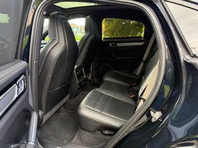 Porsche Cayenne Coupé 3.0 V6 Platinum Edition (9)