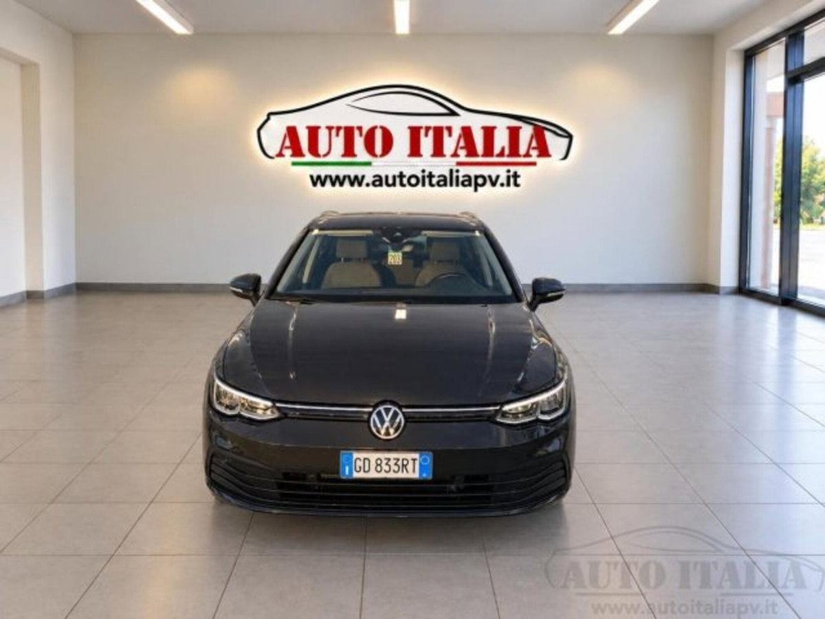 Volkswagen Golf Variant 1.0 eTSI EVO DSG Life (8)