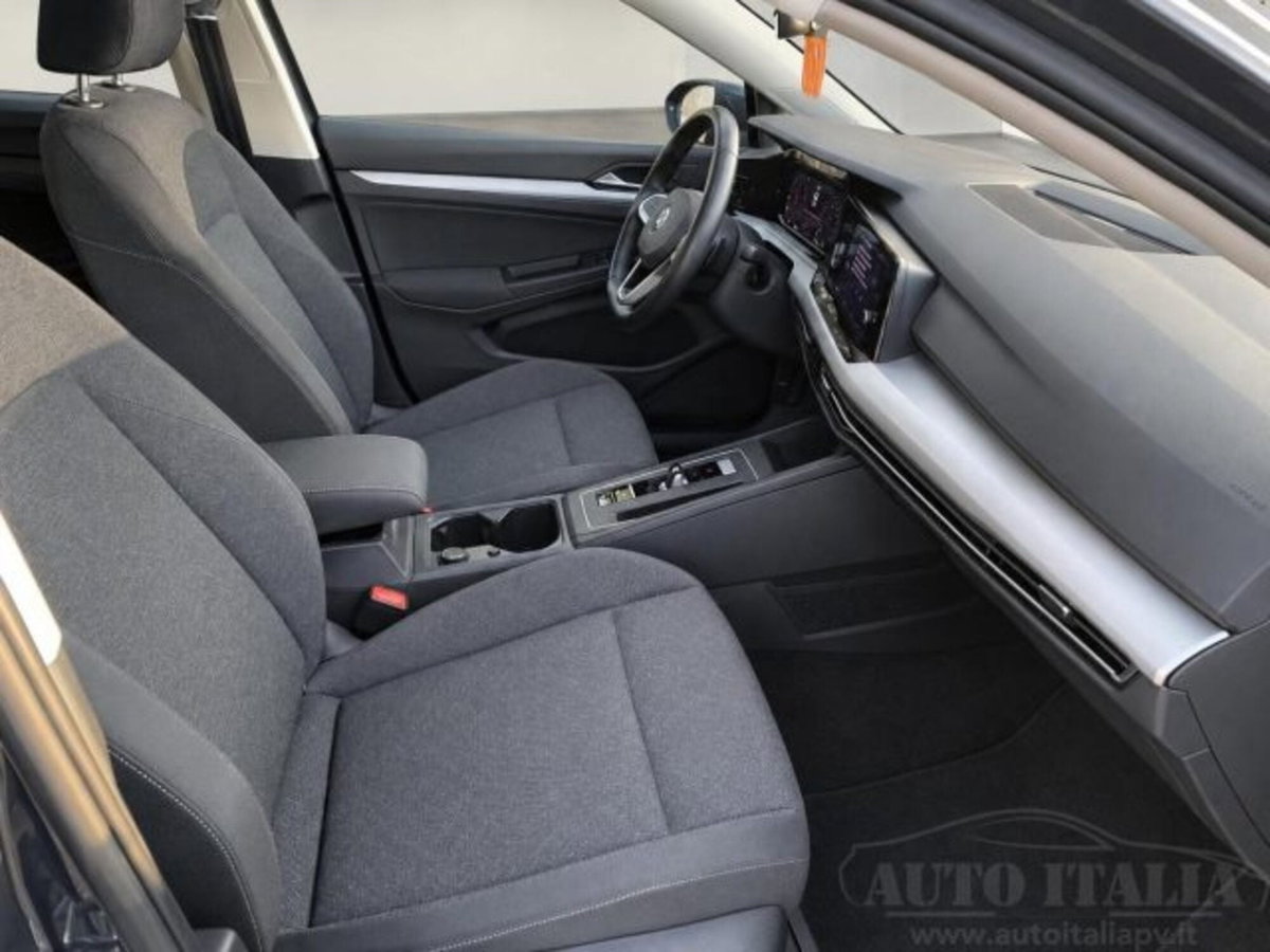 Volkswagen Golf Variant 1.0 eTSI EVO DSG Life (9)
