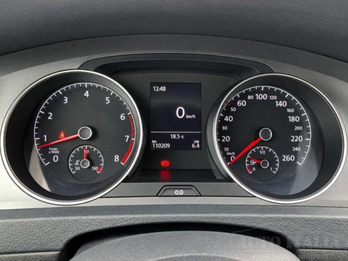 Volkswagen Golf 1.2 TSI 85 CV 5p. Trendline BlueMotion Technology (14)
