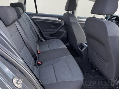 Volkswagen Golf Variant 1.6 TDI 115 CV DSG Executive BlueMotion Tech. (11)