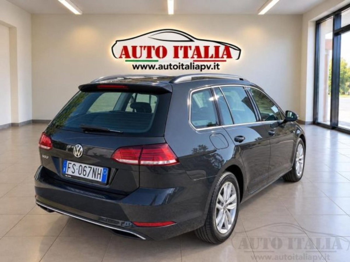 Volkswagen Golf Variant 1.6 TDI 115 CV DSG Executive BlueMotion Tech. (5)