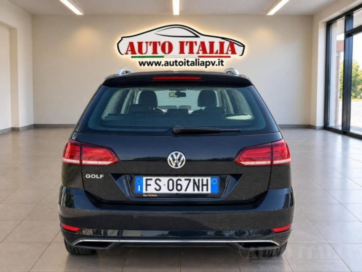 Volkswagen Golf Variant 1.6 TDI 115 CV DSG Executive BlueMotion Tech. (6)