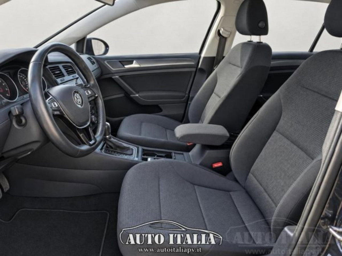 Volkswagen Golf Variant 1.6 TDI 115 CV DSG Executive BlueMotion Tech. (9)