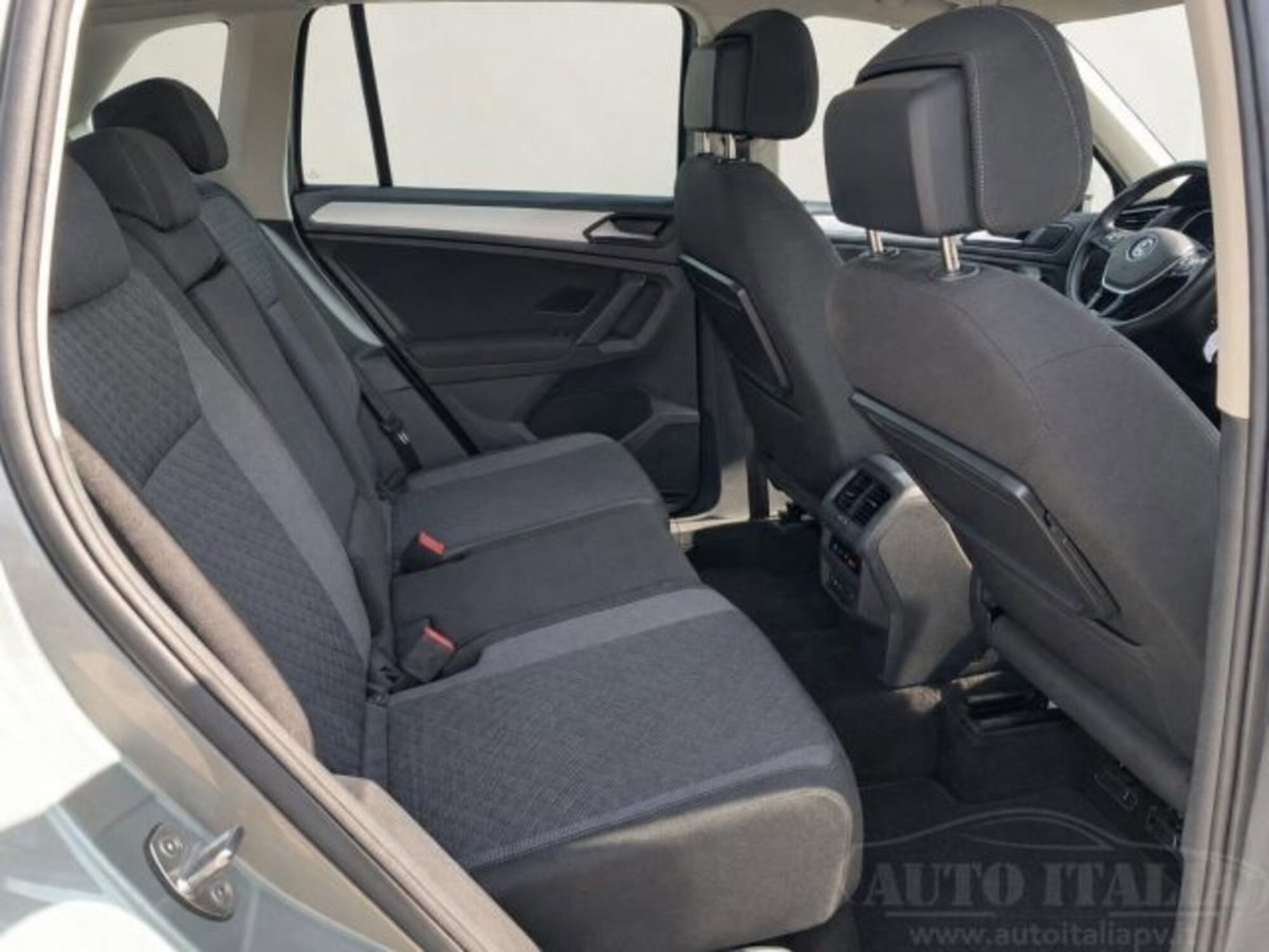 Volkswagen Tiguan 2.0 TDI 150 CV SCR DSG 4MOTION Life (11)