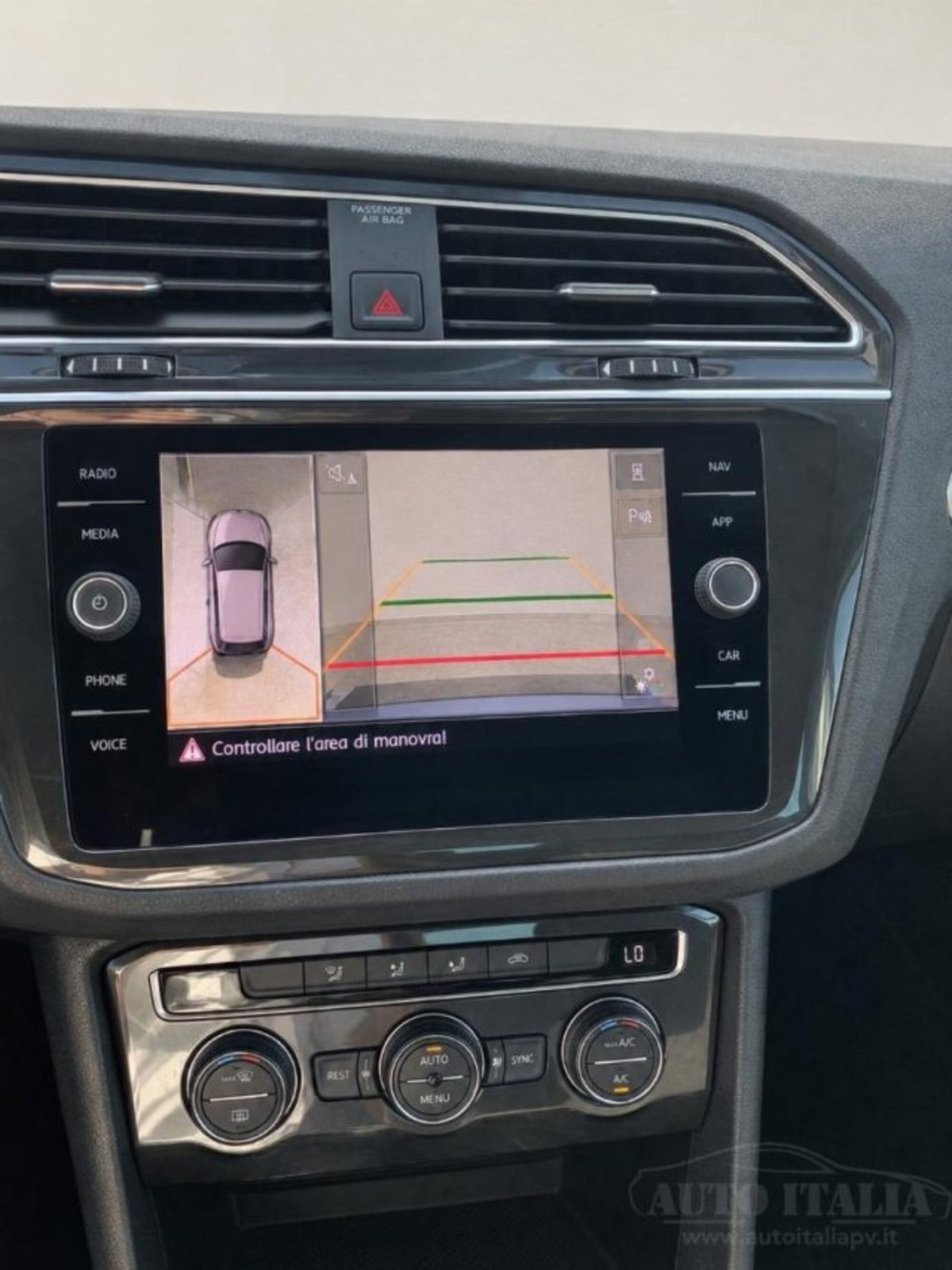 Volkswagen Tiguan 2.0 TDI 150 CV SCR DSG 4MOTION Life (16)