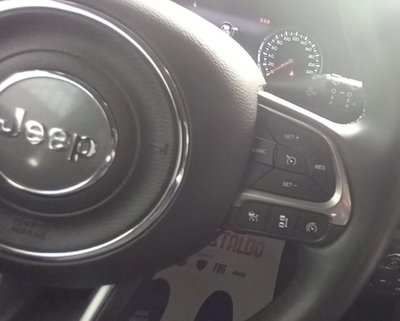Jeep Renegade 1.0 T3 Limited (14)