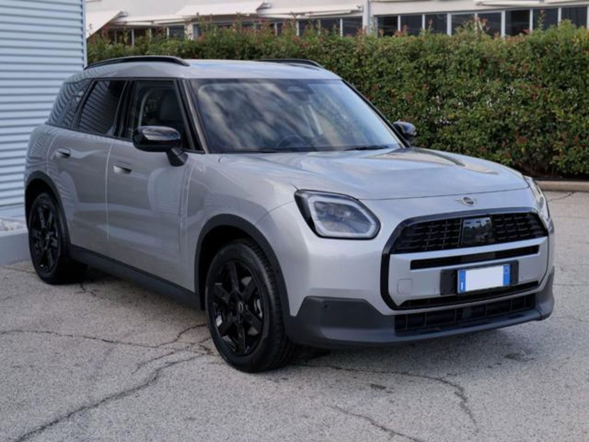 MINI Mini Countryman E Favoured (4)