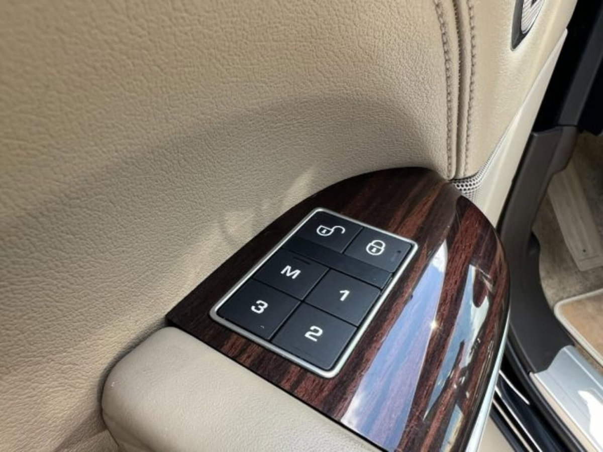 Land Rover Range Rover 3.0 TDV6 Vogue (15)