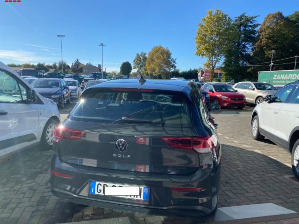 Volkswagen Golf 2.0 TDI SCR Life (5)