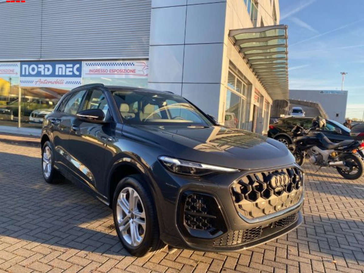 Audi Q5 40 2.0 tfsi mhev 12V Business Advanced quattro s-tronic
