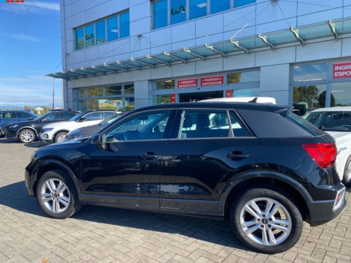 Audi Q2 Q2 30 TFSI Business (4)