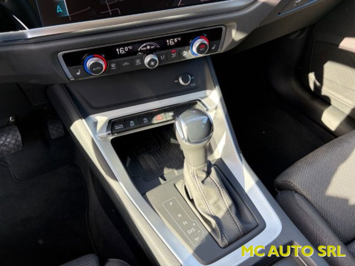 Audi Q3 Sportback 35 TDI quattro S tronic S line edition (10)