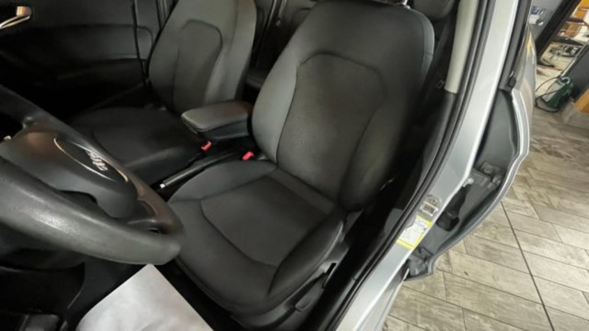 Audi A1 1.0 TFSI ultra S tronic Admired (8)