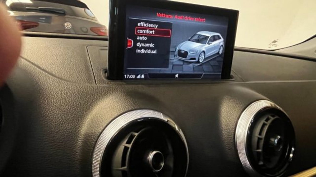 Audi A3 Sportback 30 TDI S tronic Sport (11)