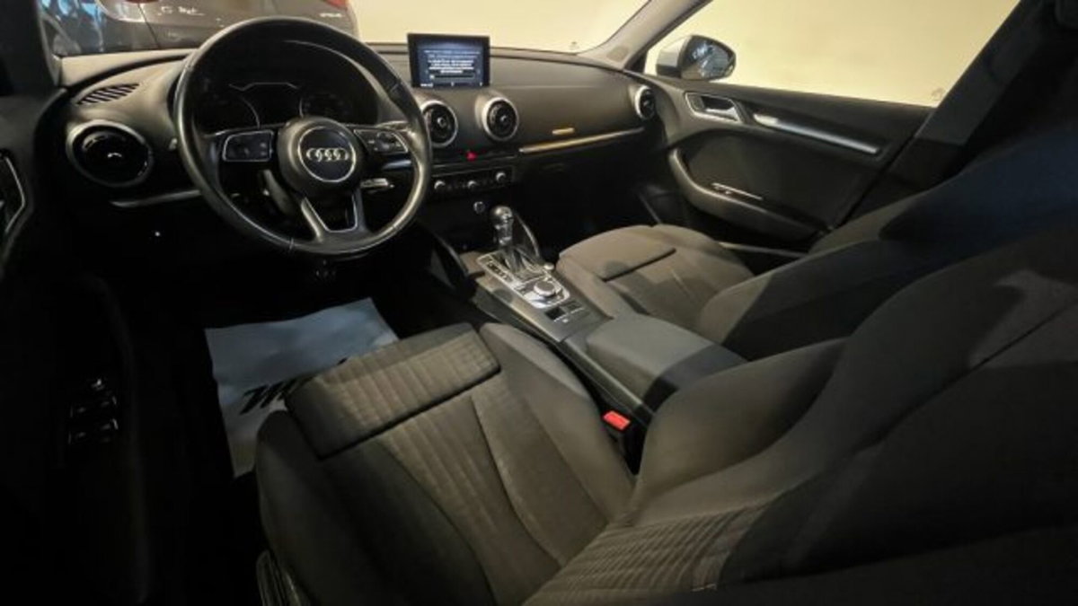 Audi A3 Sportback 30 TDI S tronic Sport (7)