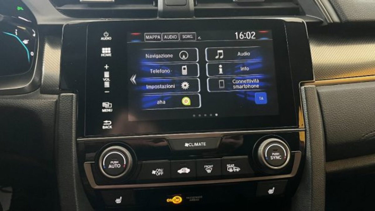 Honda Civic 1.6 5 porte aut. Executive Premium (10)