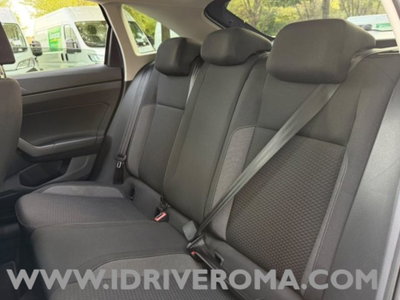 Volkswagen Taigo 1.0 tsi Edition 110cv (11)