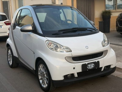smart Fortwo 1000 52 kW MHD coupé passion (2)