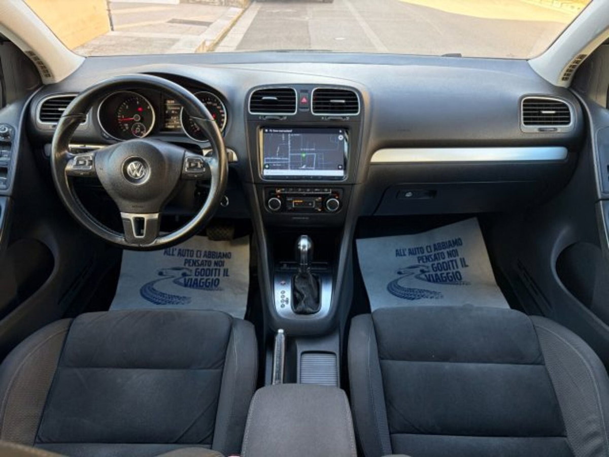 Volkswagen Golf 1.6 TDI DPF DSG 5p. Highline (12)