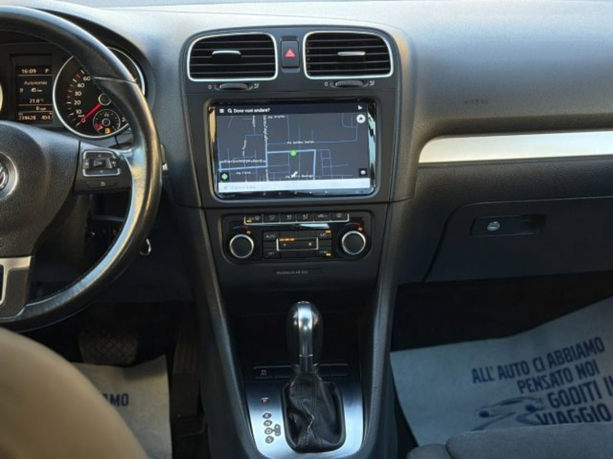 Volkswagen Golf 1.6 TDI DPF DSG 5p. Highline (14)