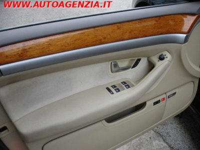 Audi A8 3.0 V6 TDI F.AP. quattro tiptronic (14)