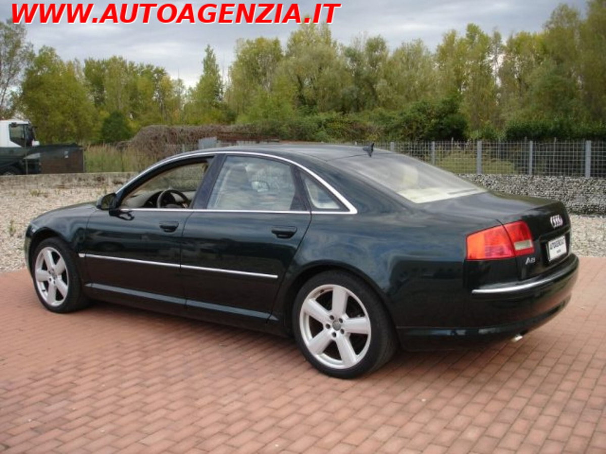 Audi A8 3.0 V6 TDI F.AP. quattro tiptronic (4)