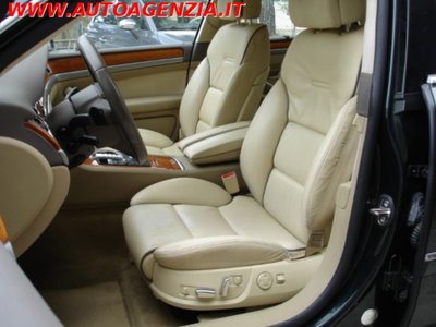 Audi A8 3.0 V6 TDI F.AP. quattro tiptronic (8)