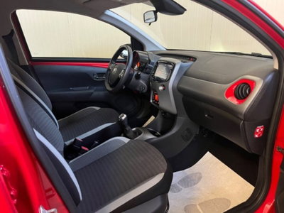 Toyota Aygo 1.0 VVT-i 72 CV 5 porte x-play (16)