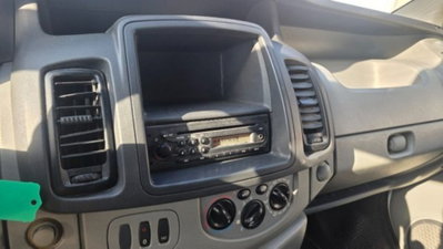 Opel Vivaro Furgone 27 2.0 CDTI 120CV PC-TN Furgone Fap (11)