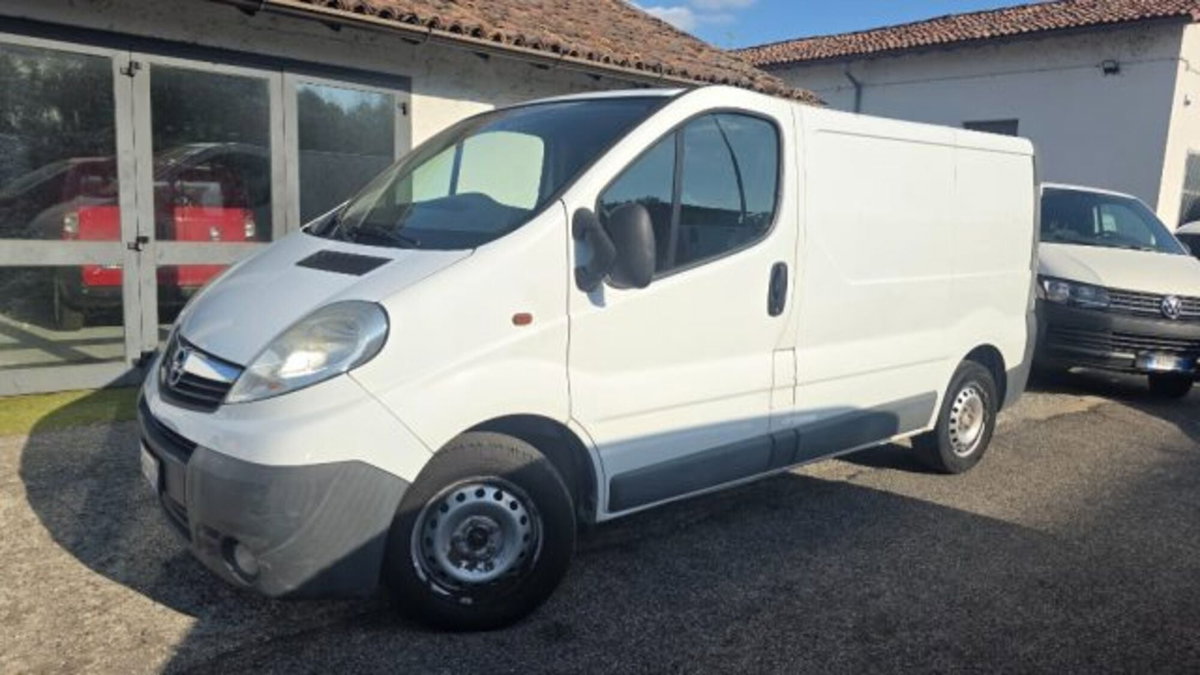 Opel Vivaro Furgone 27 2.0 CDTI 120CV PC-TN Furgone Fap (3)