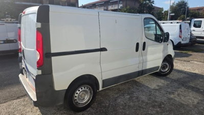 Opel Vivaro Furgone 27 2.0 CDTI 120CV PC-TN Furgone Fap (4)