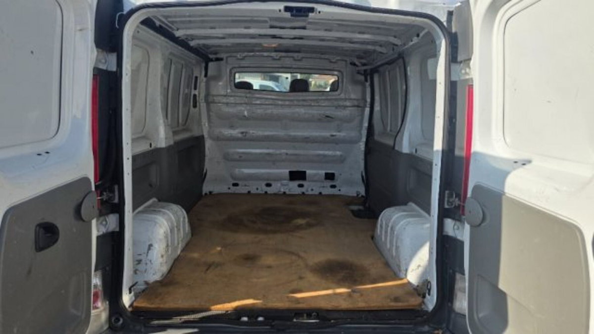 Opel Vivaro Furgone 27 2.0 CDTI 120CV PC-TN Furgone Fap (7)