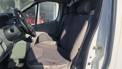 Opel Vivaro Furgone 27 2.0 CDTI 120CV PC-TN Furgone Fap (9)