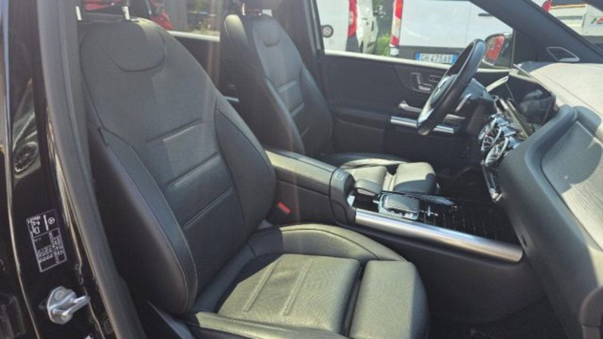 Mercedes-Benz Classe B 250 Automatic 4Matic Premium (10)