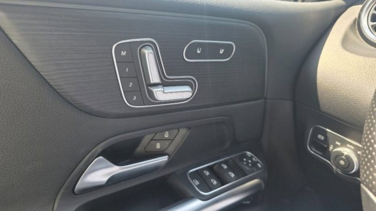 Mercedes-Benz Classe B 250 Automatic 4Matic Premium (13)