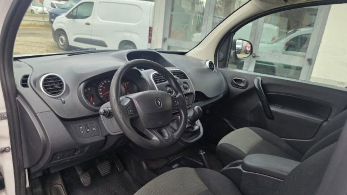 Renault Kangoo 1.5 dCi 90CV F.AP. S&S 4p. Express Maxi Combi Energy (9)
