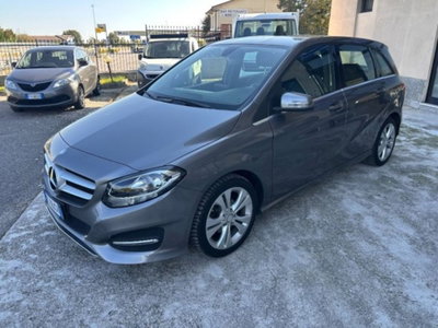 Mercedes-Benz Classe B 180 d Sport (2)