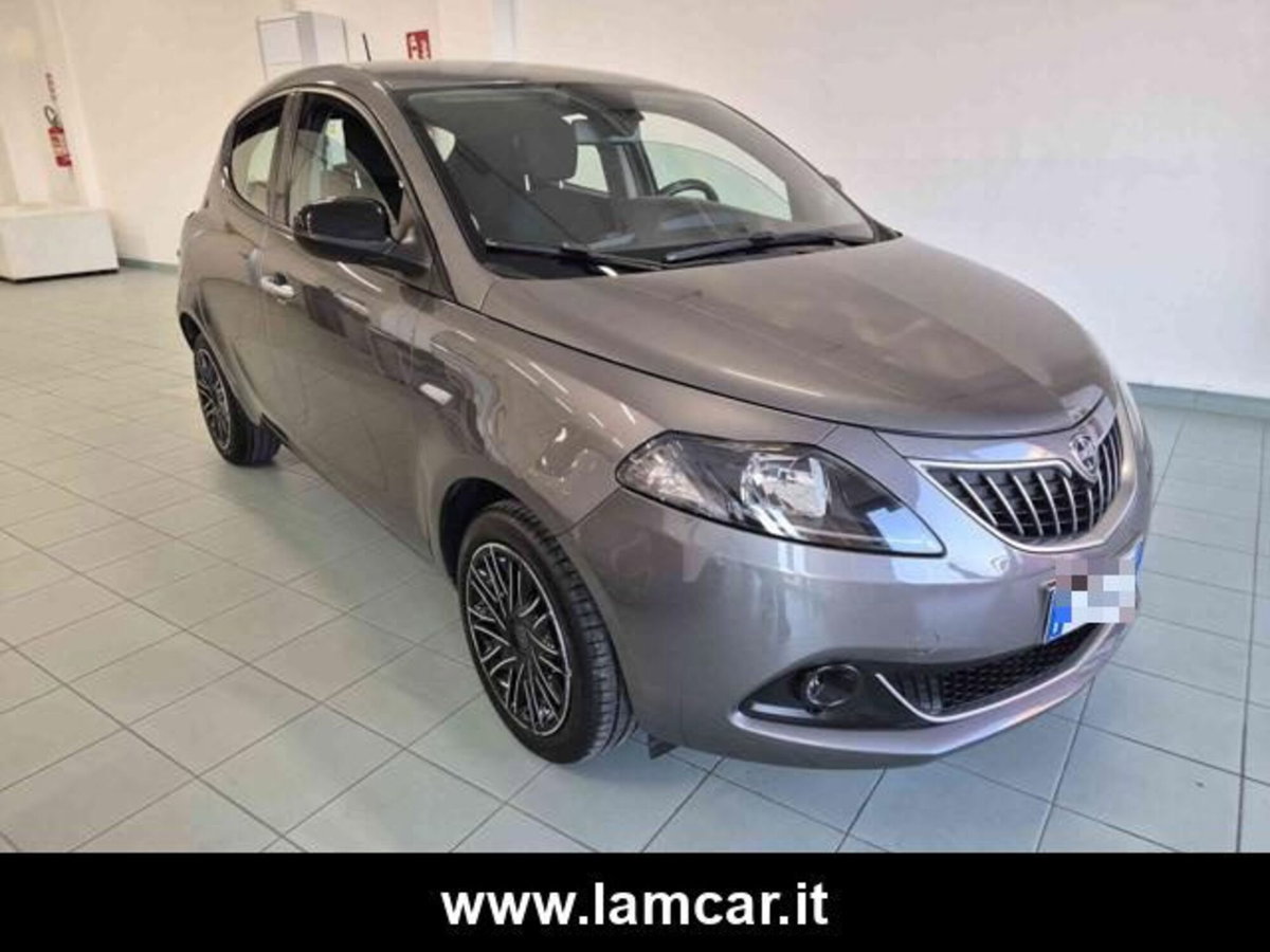 Lancia Ypsilon 1.0 FireFly 5 porte S&S Hybrid Ecochic Gold