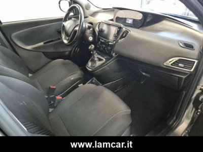 Lancia Ypsilon 1.0 FireFly 5 porte S&S Hybrid Ecochic Gold (19)