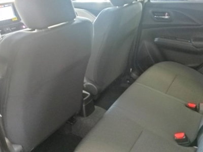 Suzuki Swift 1.2h Top 2wd (10)