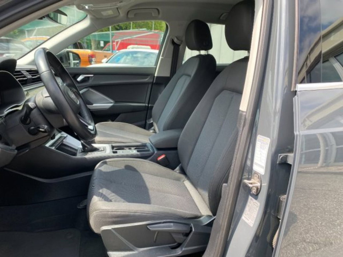 Audi Q3 35 TDI quattro S tronic Business Advanced (11)