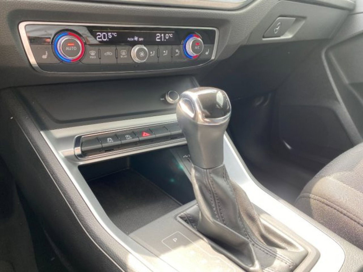 Audi Q3 35 TDI quattro S tronic Business Advanced (14)