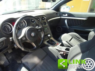 Alfa Romeo Brera 2.0 JTDm (8)