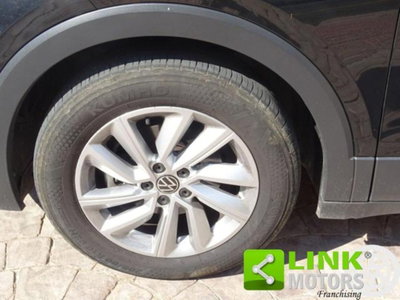 Volkswagen T-Cross 1.0 TSI 110 CV Sport (13)