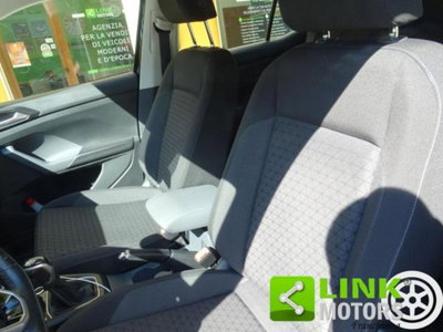 Volkswagen T-Cross 1.0 TSI 110 CV Sport (8)